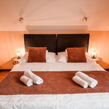 Hotel Barackvirág Panzió Tihany Esterno foto