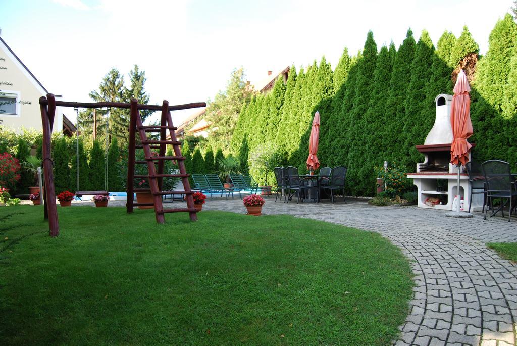 Hotel Barackvirág Panzió Tihany Esterno foto
