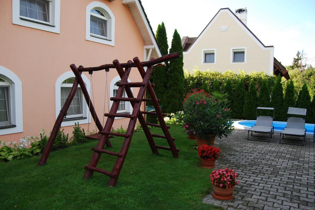 Hotel Barackvirág Panzió Tihany Esterno foto