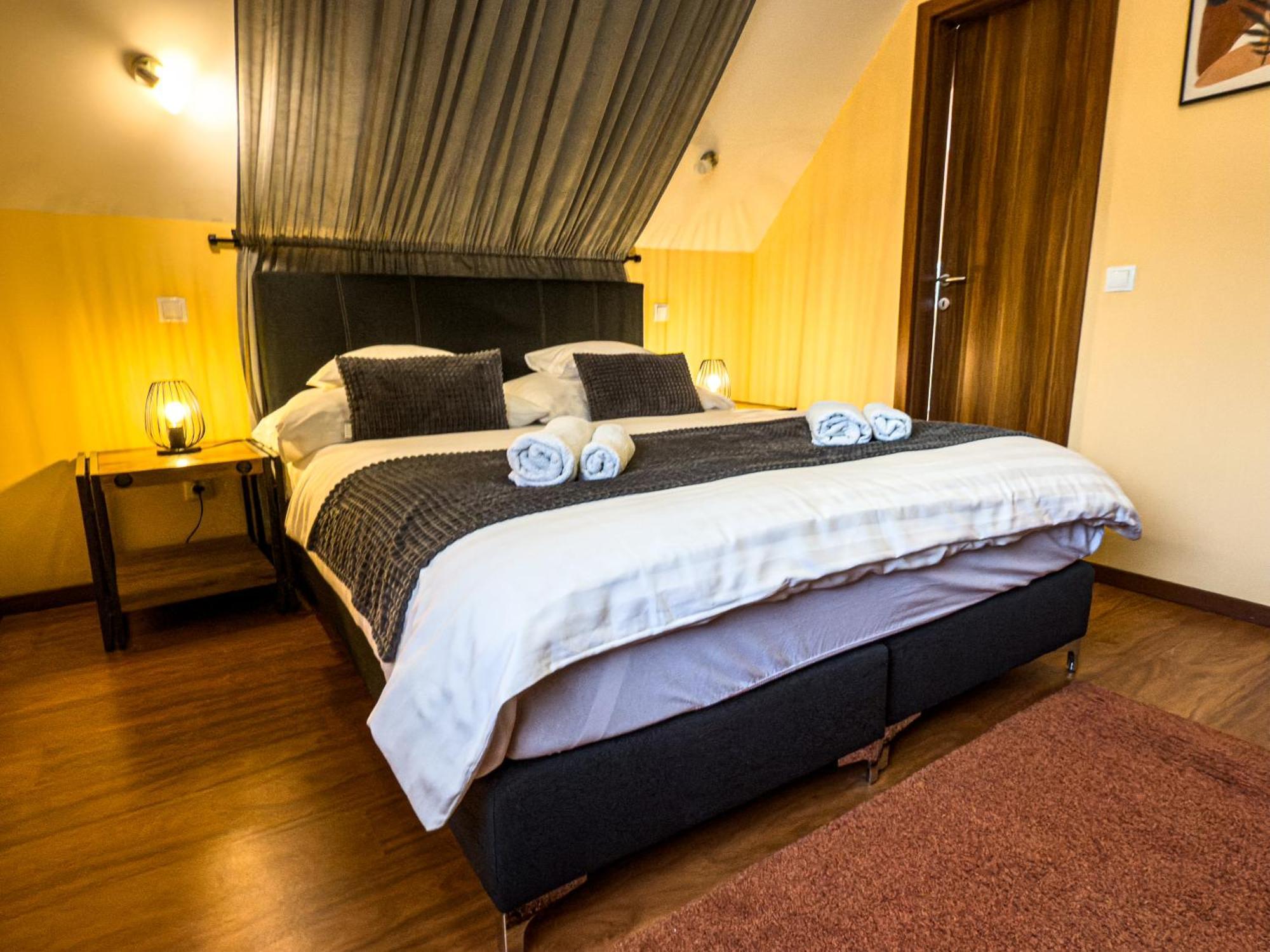 Hotel Barackvirág Panzió Tihany Esterno foto